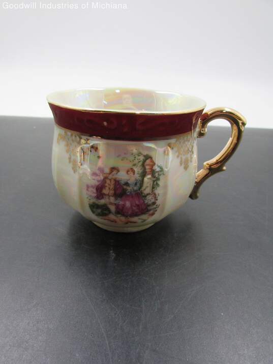 Royal China Pieces Sauces & Cups image number 6