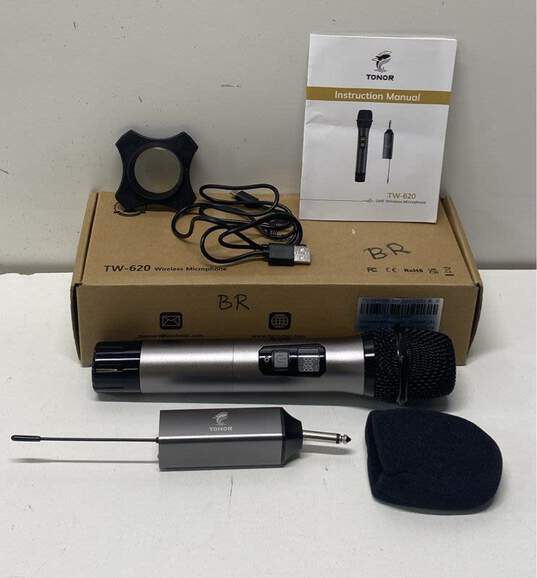 Tonor TW-620 Wireless Microphone image number 1