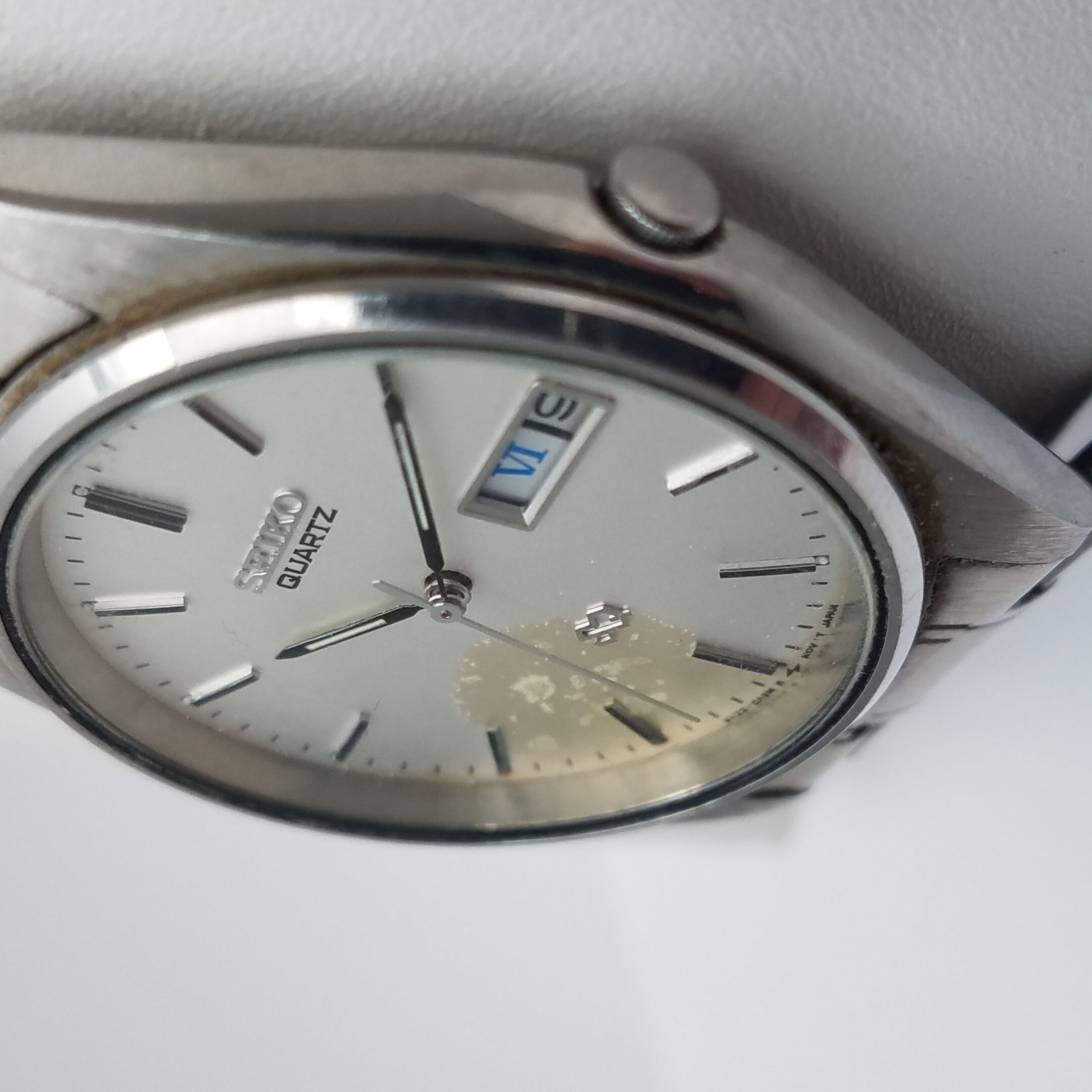 Vintage Seiko 5Y23-8A11 Silver Tone Quartz Watch