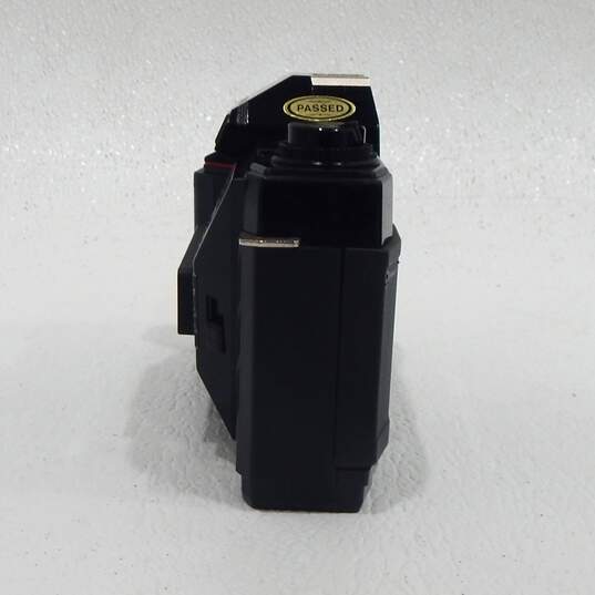 Nishika N8000 35mm Quadrascopic Stereo 3D Lenticular Camera image number 5
