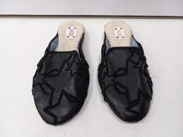 432 One Women's Black/Beige Slippers Size 9