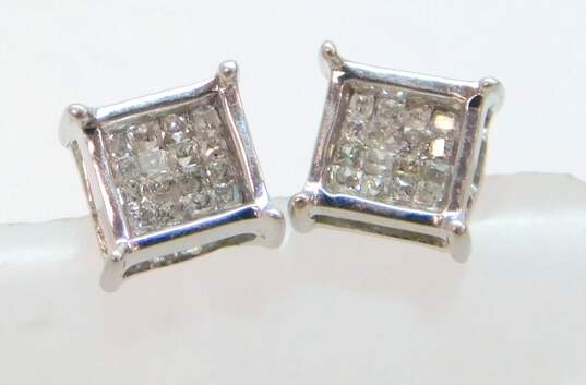 10K White Gold 0.08 CTTW Diamond Pave Square Stud Earrings 1.1g image number 2