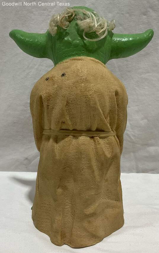 1981 Rubber Hand Puppet Yoda image number 3