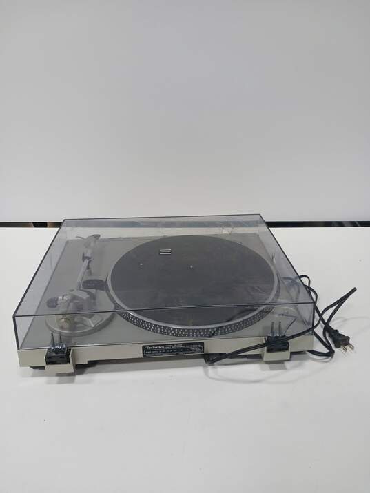 Technics SL-D20 Silver-Tone Turntable image number 4