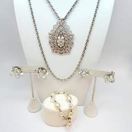 Vintage Trifari Filigree Necklace & Aurora Borealis Faux Pearl Jewelry 108.0g
