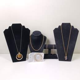 Gold Toned Jewelry Set