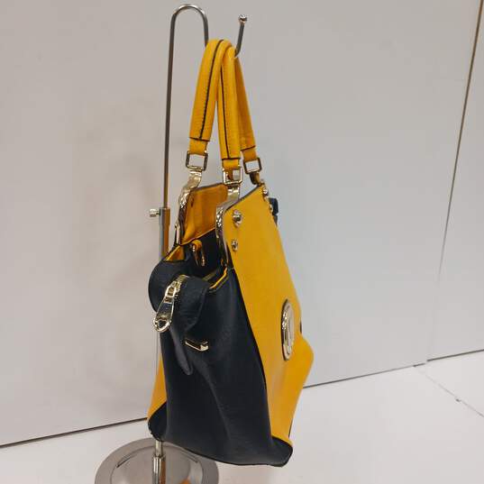 Michael Kors Yellow/Black Leather Tote Bag image number 4