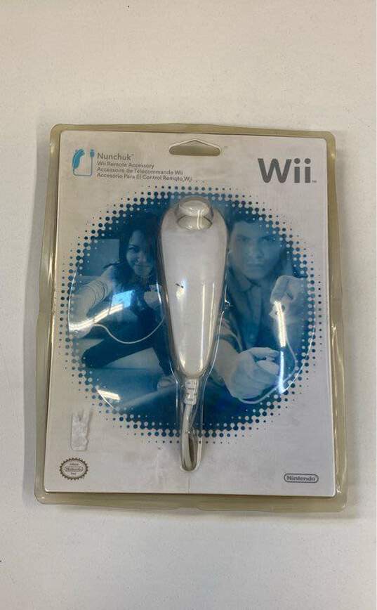 OEM Nunchuk for Nintendo Wii (Sealed) image number 1