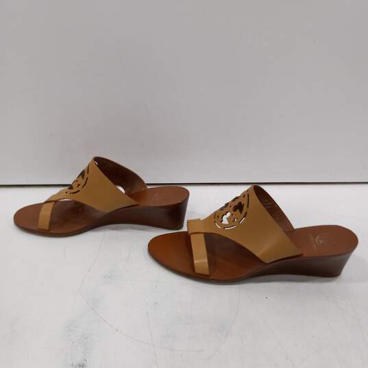 Tory Burch Women's Sandals Sz 8.5 M image number 2