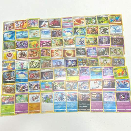 Assorted Pokémon TCG Common, Uncommon and Rare Trading Cards (600 Plus Cards) image number 2