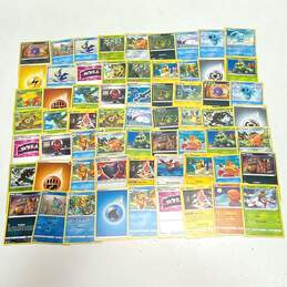 Assorted Pokémon TCG Common, Uncommon and Rare Trading Cards (685 Cards) alternative image