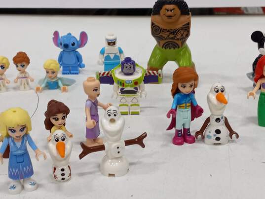 LEGO Disney Mini-Figurines Assorted 27pc Lot image number 3