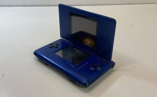 Nintendo DS- Blue For Parts/Repair image number 3