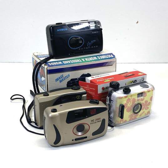 Lot of 6 Assorted Point & Shoot Cameras image number 1