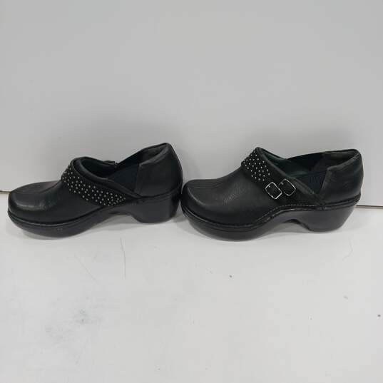 Ariat Women's Black Leather Shiela Studded Clogs Size 9B image number 2