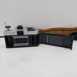 Vintage Fujica ST-705 Film Camera Bundle with Speedlite 155A Light Meter in Shoulder Carry Case alternative image