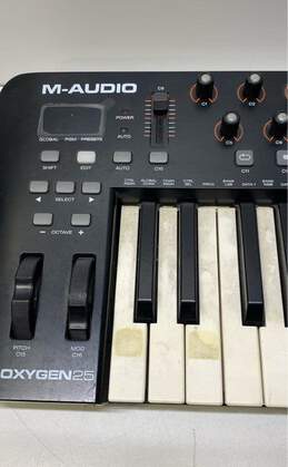 M-Audio Oxygen 25 Keyboard Controller-SOLD AS IS, UNTESTED alternative image