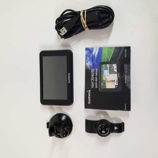 Buy Nuvi 40 LM GPS w/Accessories |