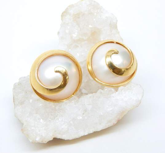 14K Gold White Blister Pearl Spiral Overlay Omega Clip Post Earrings 12.2g image number 2