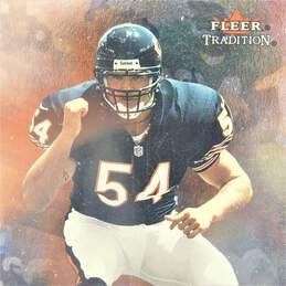 2000 Brian Urlacher Fleer Tradition Throwbacks Rookie Chicago Bears alternative image