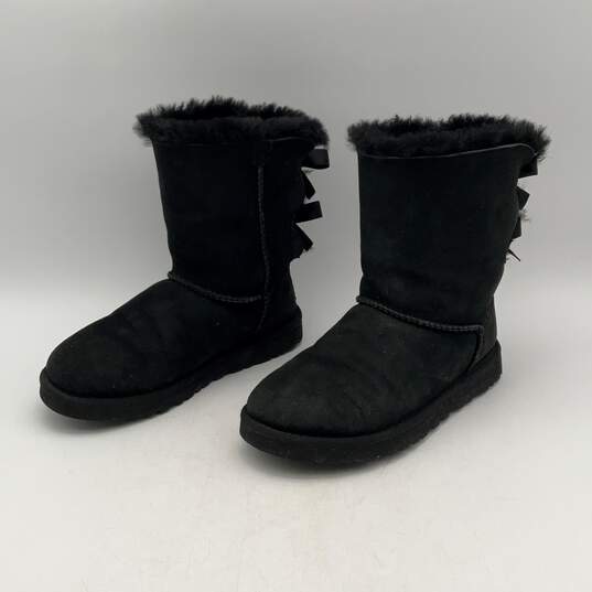 Ugg Womens Bailey Bow II 1002954 Black Fur Round Toe Winter Boots Size 7 image number 2