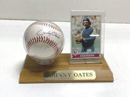 Johnny Oates Los Angeles Dodgers Signed Baseball & Trading Card