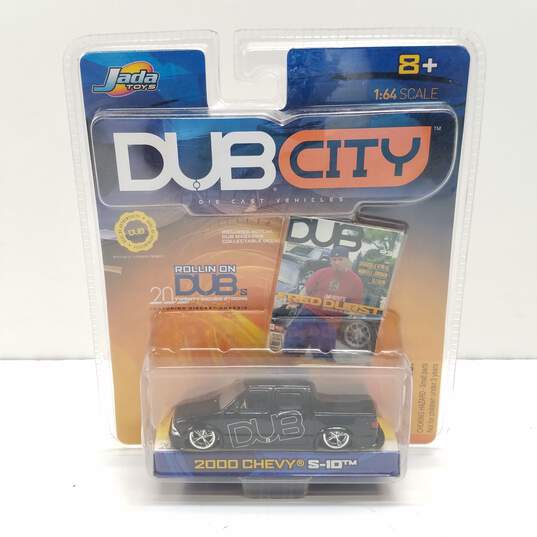 Jada Toys 2002 Dub City 2000 CHEVY S-10 Truck BLACK W DUB magazine Decal Durst NIP image number 1
