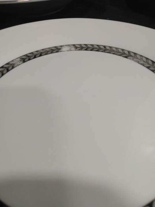 13pc. Bundle of Retroneu Imperial Platinum Porcelain Dishes image number 4