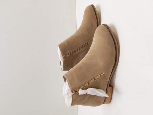 Journee Collection Tan Suede Bootie Sz 11 image number 4