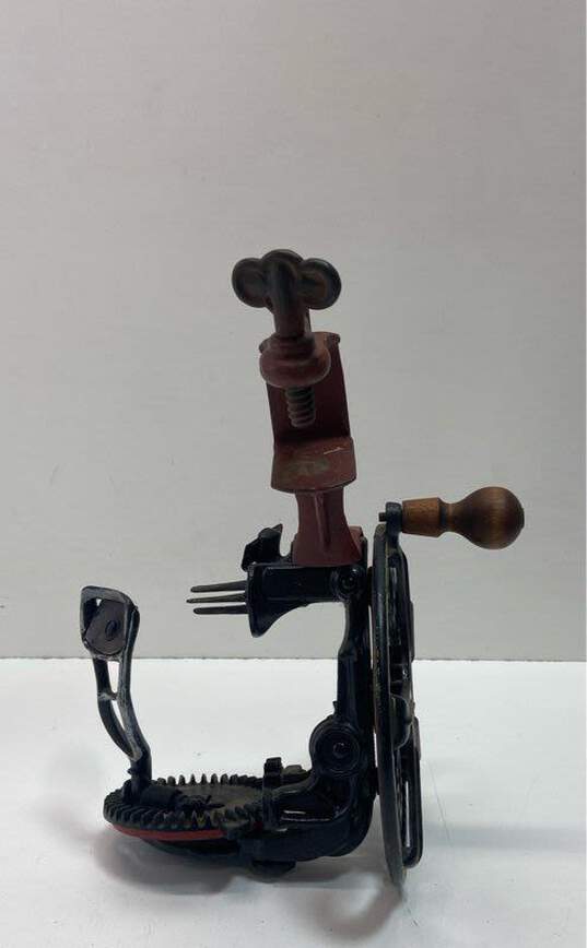 Vintage Mechanical Apple Peeler image number 5
