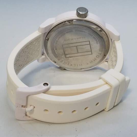 Tommy Hilfiger 42mm Men's Cool Sport White Silicone Watch 52.0g image number 7