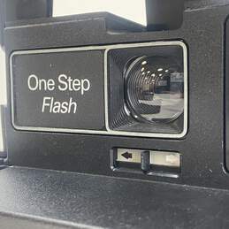 Polaroid One Step Flash Instant Camera alternative image