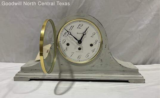 Bulova Mantel Clock image number 2