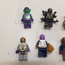 LEGO Marvel Assorted Minifigures Bundle (Set of 10) alternative image
