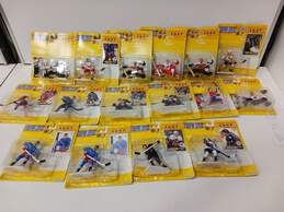 Kenner Hasbro Starting Line-Up 1997 Edition Hockey Action Figures Bundle