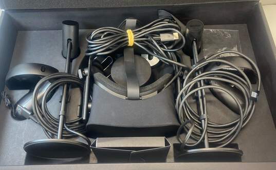 Meta Oculus Rift HM-A VR Headset W/ Controller and Sensors image number 2