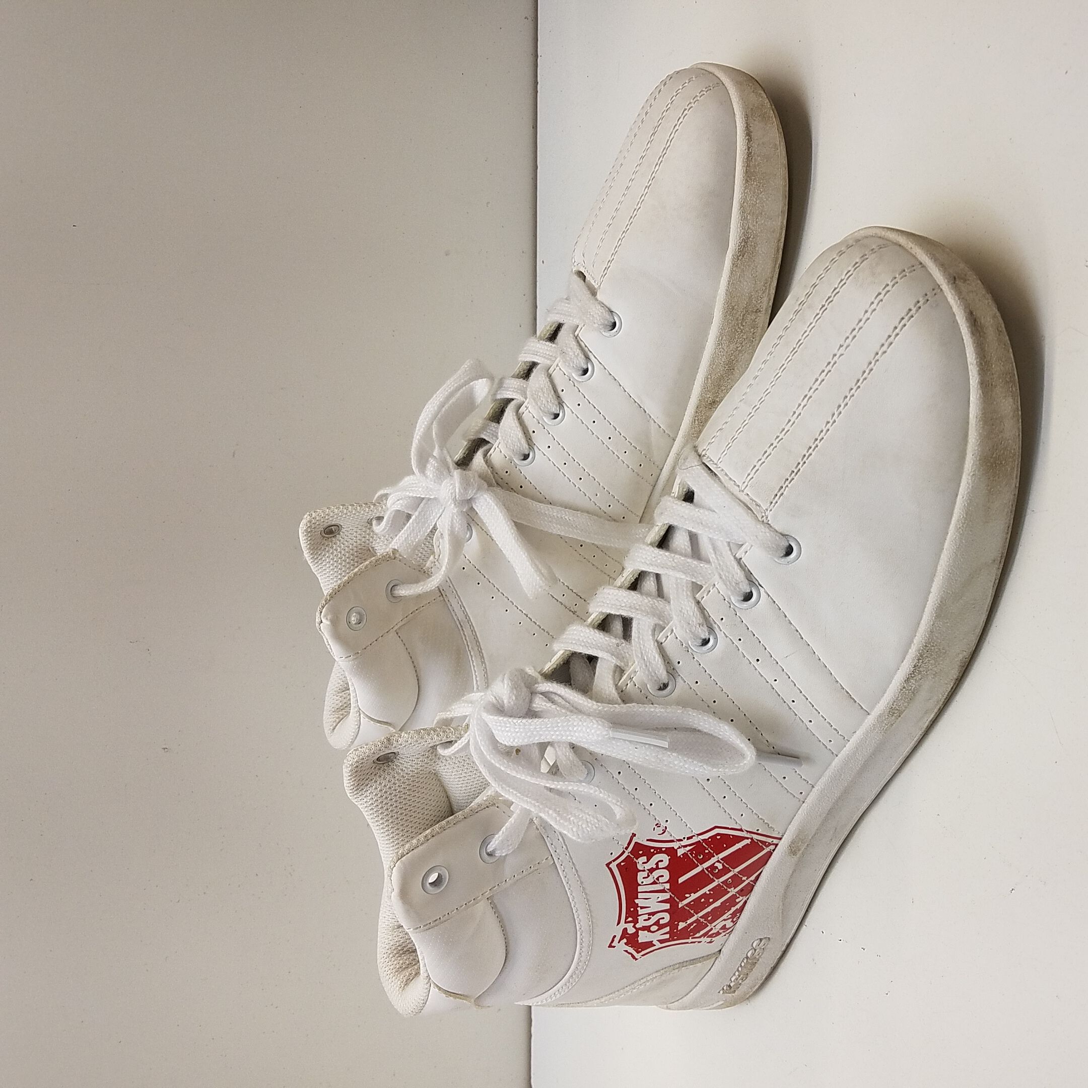 K-Swiss White High-Top Sneakers Men's US Size 11