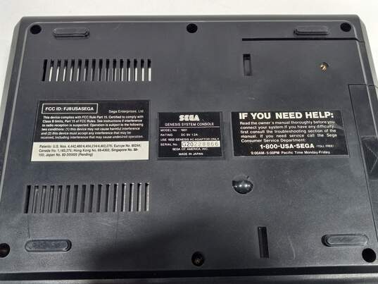 Sega Genesis Bundle in Case image number 5
