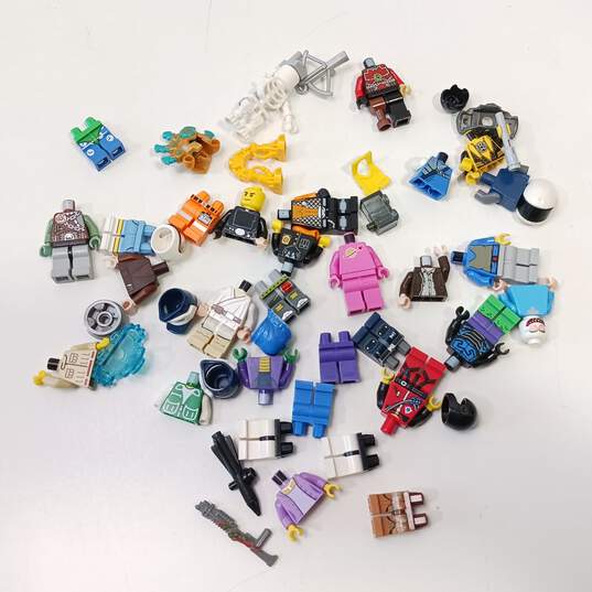 Assorted Minifigs image number 2