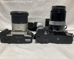 Two 35mm Film Cameras - Minolta Dynax 5, Maxxum 7000i Camera alternative image