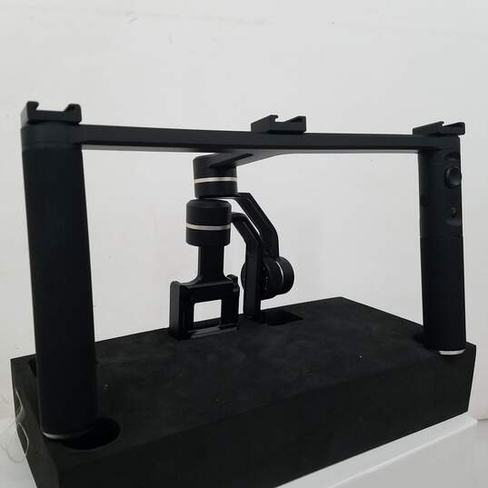 FEIYUTECH SPG Plus 3-Axis Gimbal Rig for I-phone- Untested image number 2