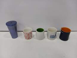 Bundle Of 5 Assorted Starbucks Cups alternative image