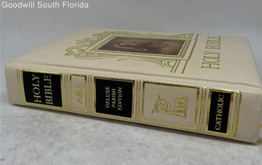 Standard Alphabetical Index Deluxe Parish Edition Padded Cover Holy Bible Book image number 5