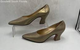 Anne Klein Womens Gold Leather Pointed Toe Slip On Pump Heels Size 6.5M