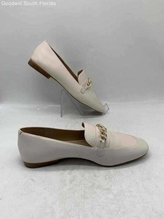 Michael Kors Womens Beige Shoes Size 8.5M image number 2