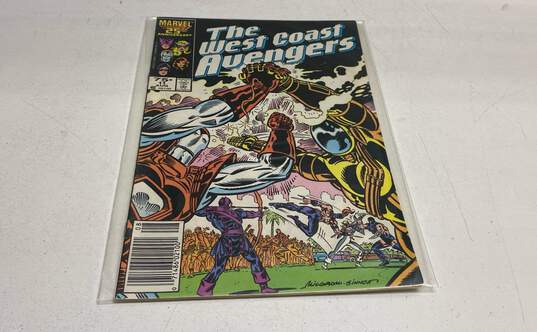 Marvel West Coast Avengers Comic Books image number 6