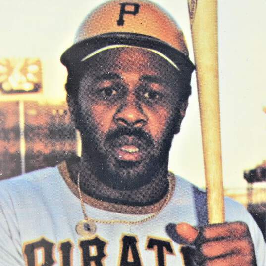 1976 HOF Willie Stargell SSPC #573 Pittsburgh Pirates image number 2
