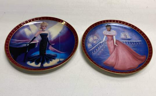 The Danbury Mint 1960 Barbie Collection Plates Set of 2 Collectors Plates image number 1