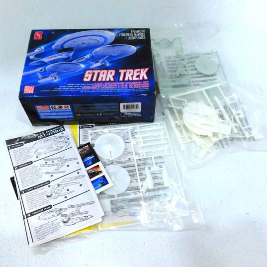 AMT Star Trek USS Enterprise Starship Model Kit IOB image number 1