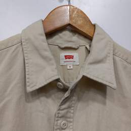 Levi's Men's Tan Classic 2-Pocket Button Down Shirt Size M alternative image